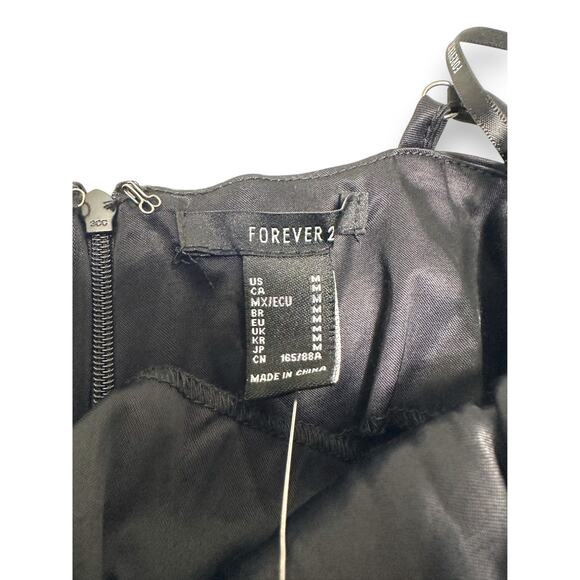 NWT Forever 21 Elegant Black Ruched Midi Dress with Adjustable Strap Size Medium - Picture 4 of 8